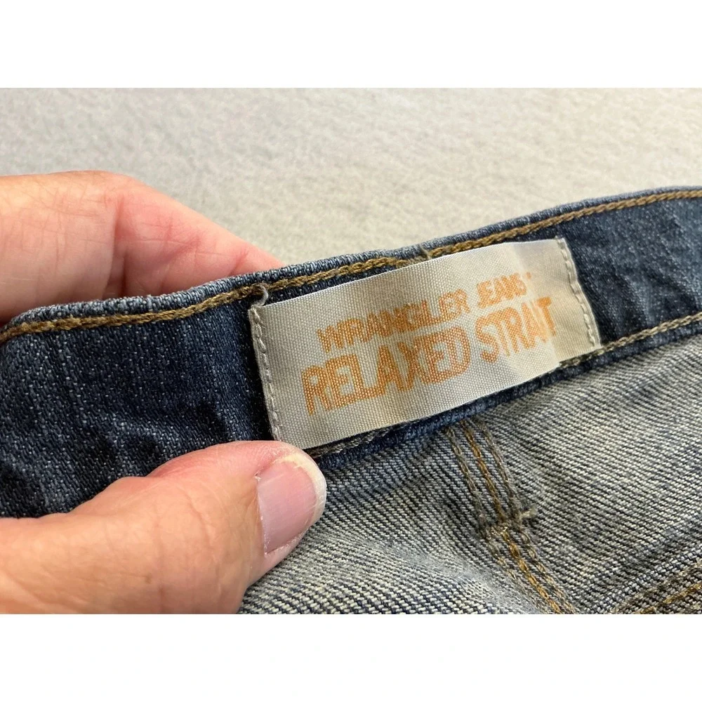 Pair Wrangler Jeans Co Mens Straight‎ Leg Denim Blue Wash Pants Casual Everyday